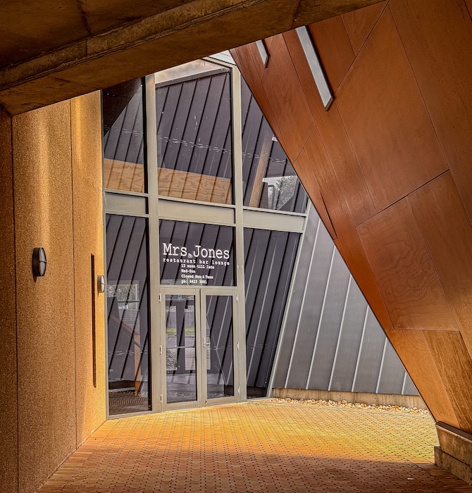 Easy Ferry to Tasmania guide 2025: costs, cabins, times, pets, routes & locations 1 Restaurants Devonport Tasmania