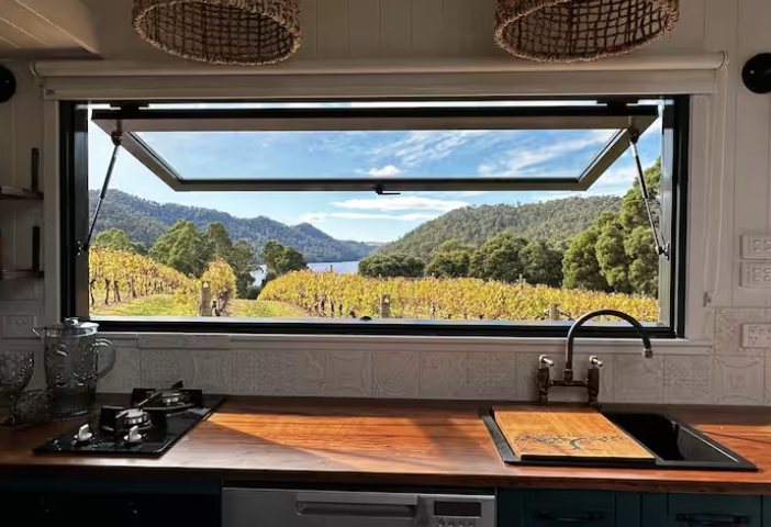 Tasmania winery accommodation